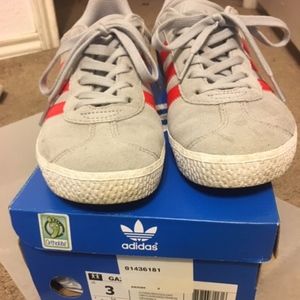 Adidas Gazelle Size 3